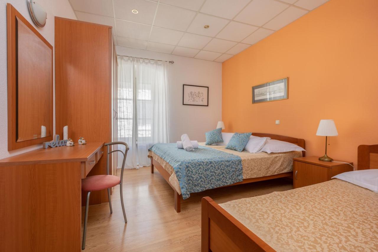 City Centar Apartments Makarska Bagian luar foto